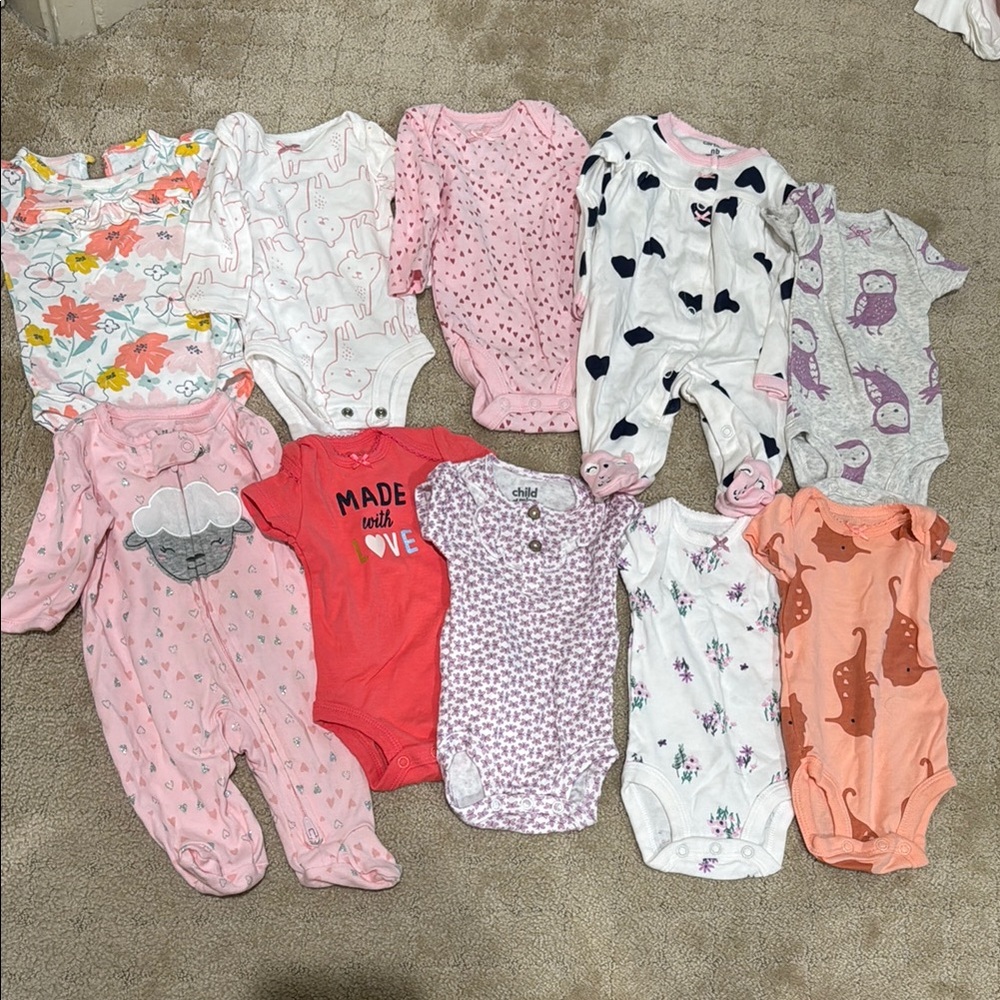 Pink and White Baby Onesie Set Newborn NB